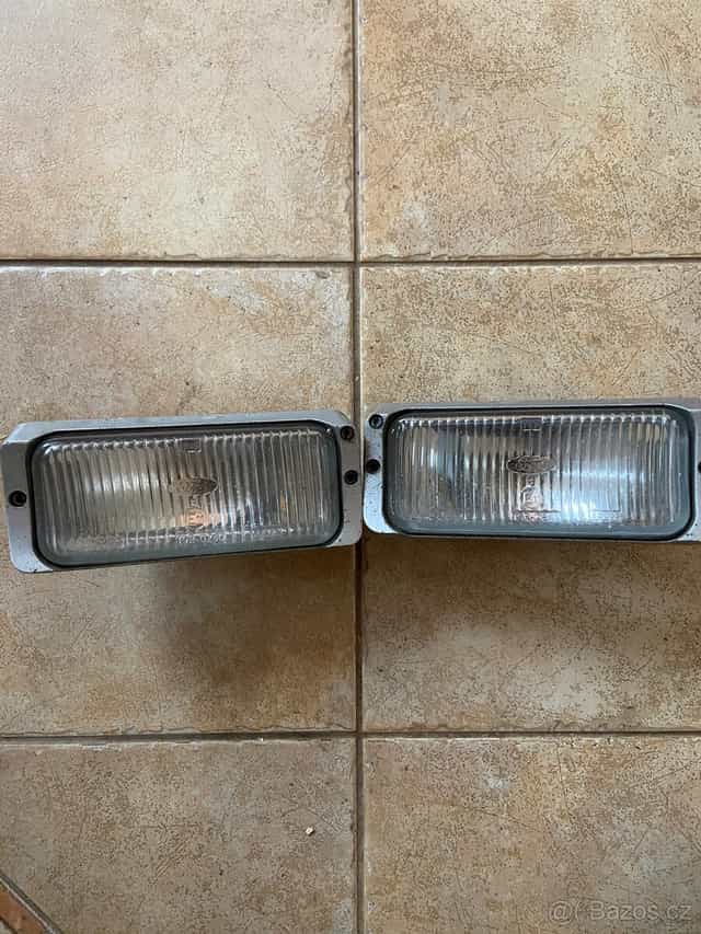 Ford sierra scorpio světla