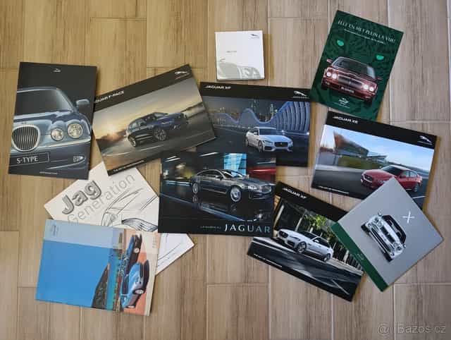 Prospekty Range Rover, Land Rover, Mini.