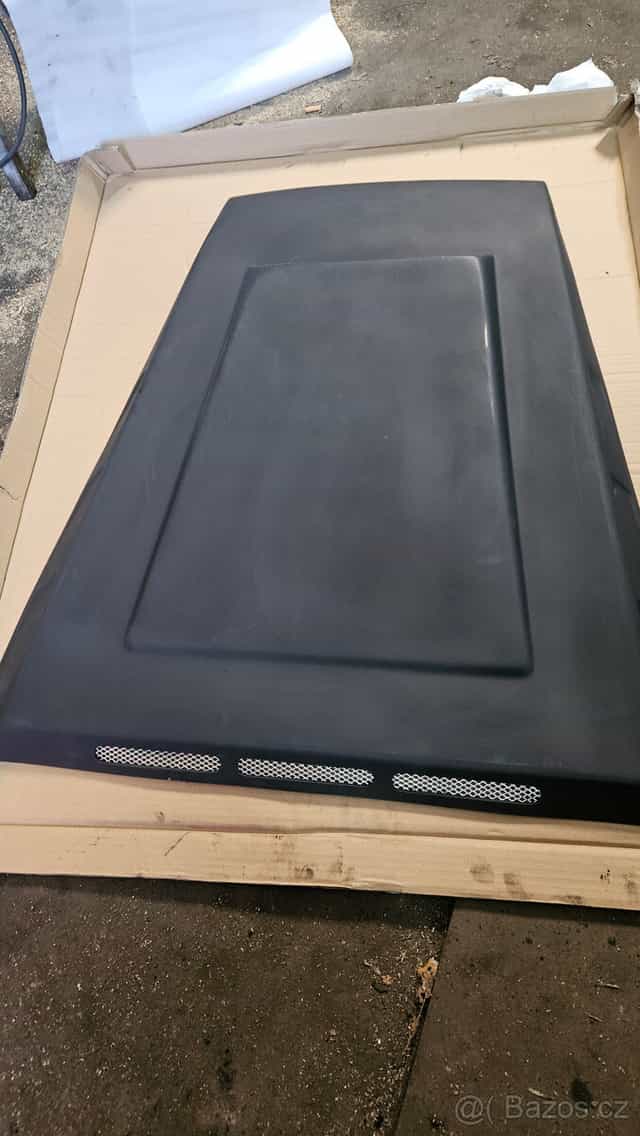 kryt kapoty g-class, vedeni vzduchu