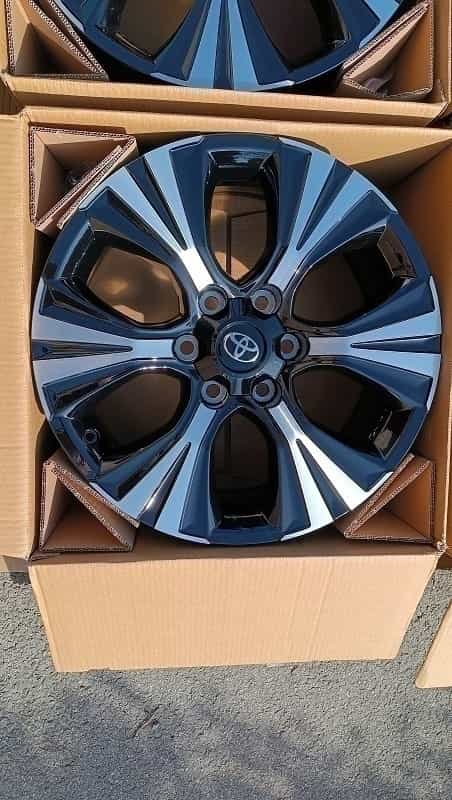 R19 toyota Land cruiser, hilux