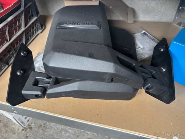 Can-am defender zrcatka original