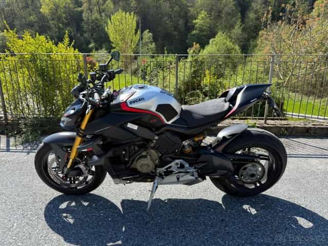 Prodám DUCATI STREETFIGHTER V4 SP
