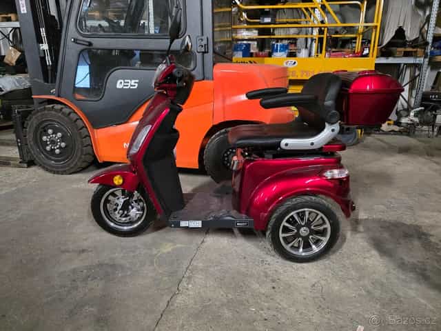 Elektrická tříkolka Hecht VISTA 1000W - nevhodný dárek