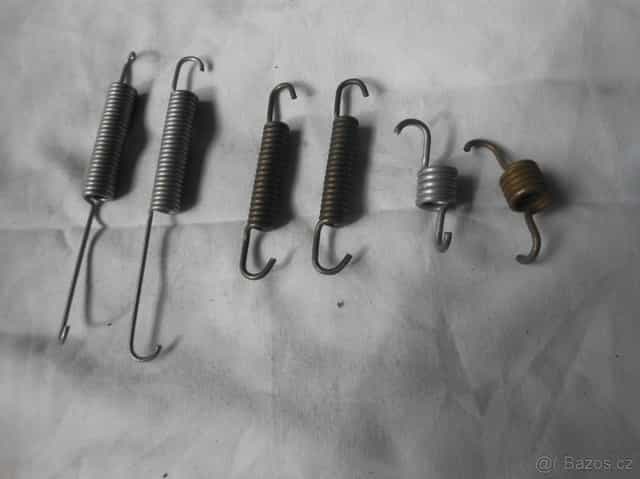 Ford Sierra Pružinky brzd. čelistí NOVÉ ORIGINAL