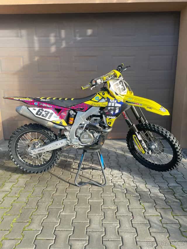 Suzuki RM-Z 450 r.v.2023, Akrapovič, GET jednotka atd.