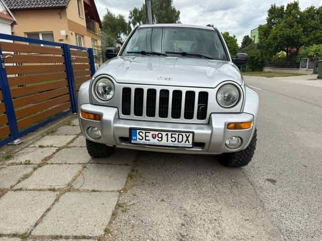 Jeep Cherokee 2.8 CRD, 4×4, 110 kW, r.v. 2003 AUTOMAT