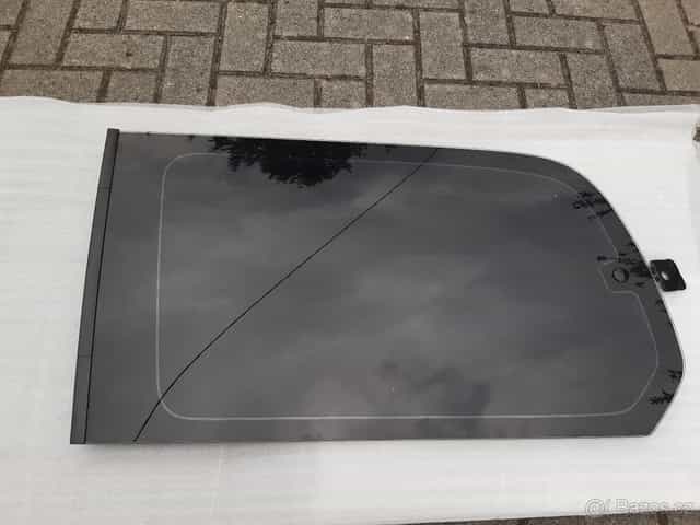 Boční okna (skla) vč. těsnění - Toyota LC 100