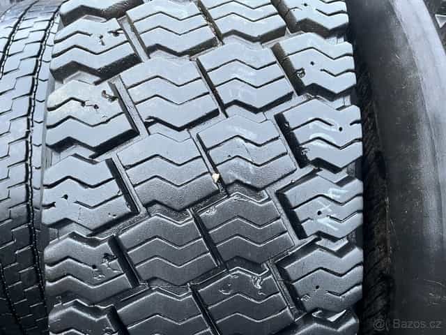 Nákladní pneumatiky 365 80 20 365/80r20 R20 365/80