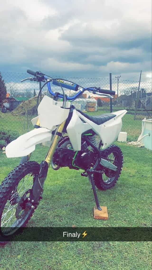 HLEDÁM/SHÁNÍM PITBIKE