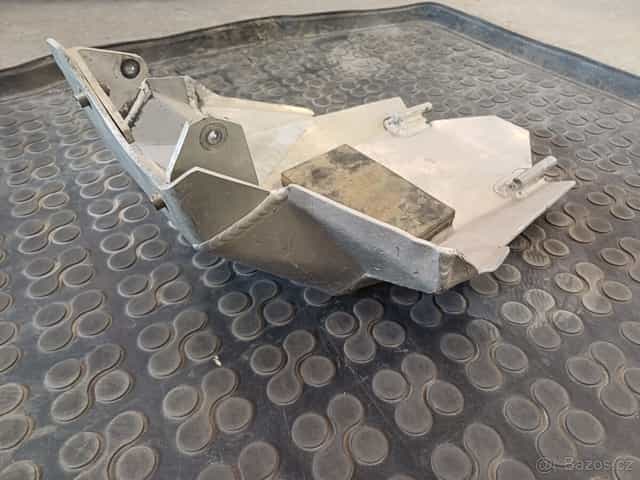 kryt pod motor KTM 690