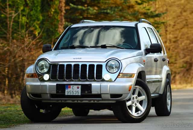 JEEP CHEROKEE 2.8 CRD 120kW LIMITED 4x4- IT- bez korózie