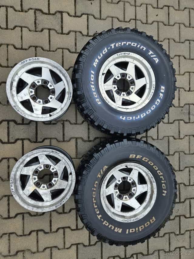 5x139,7 15 7J ET -10 Melber Offroad alu kola + 2x pneu T/A