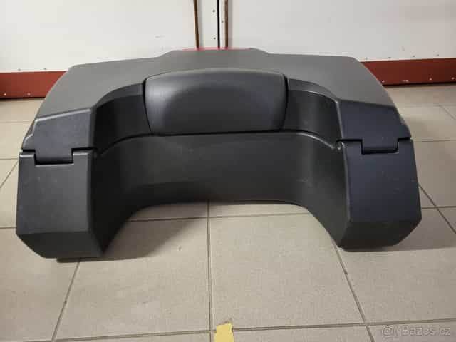 zadní box na čtyřkolku