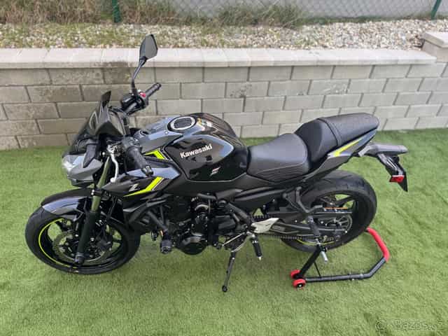 KAWASAKI Z650 2024 arrow vyfuk najeto jen 3 650 KM
