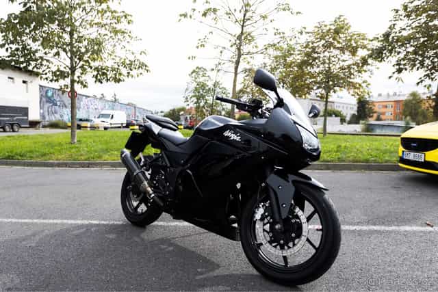 kawasaki ninja 250r