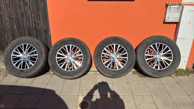 Kola Toyota Land Cruiser 200/100  5x150 pneu 285/60-18