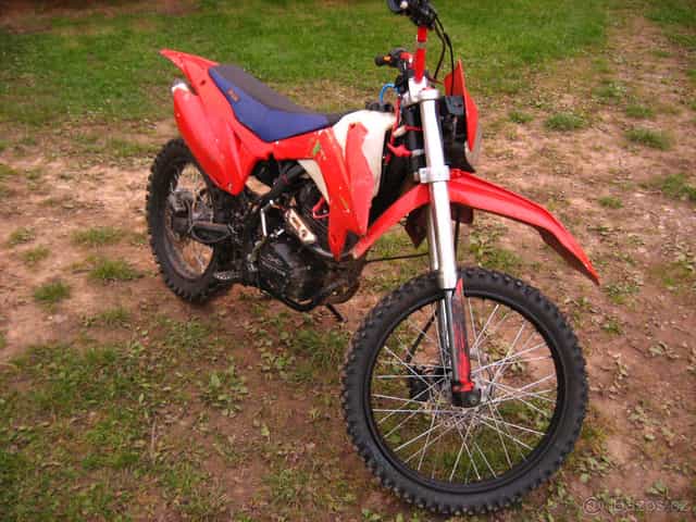 xmotos  250   by extremeride motorka pidbike 125 monster,YCF