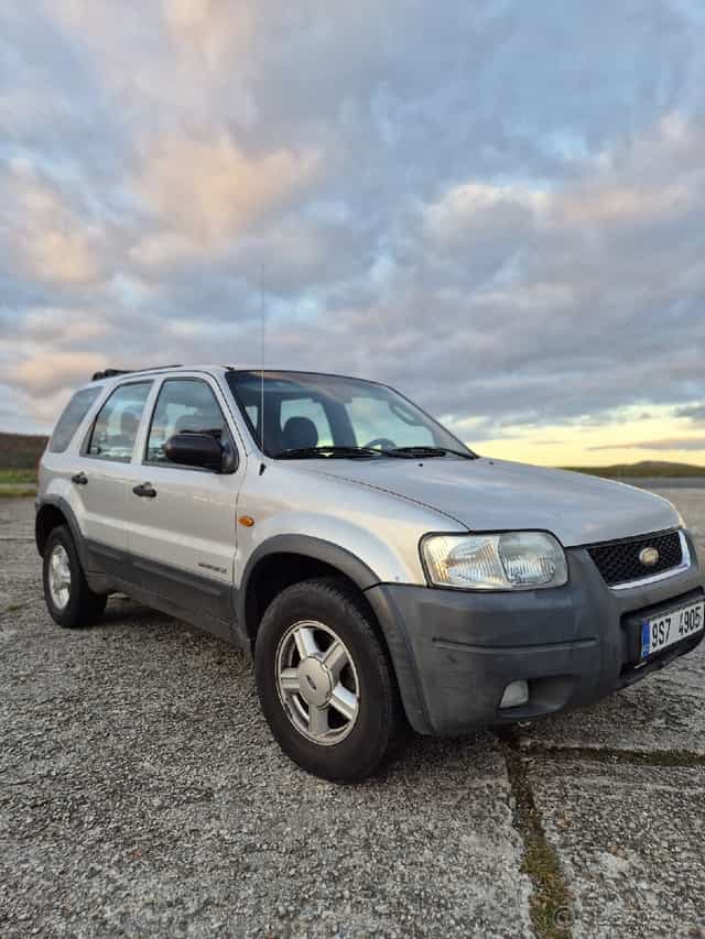 4x4 offroad Ford Maverick
