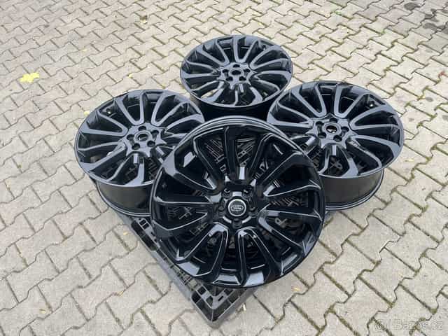 Land Rover Range Rover, kola 22"