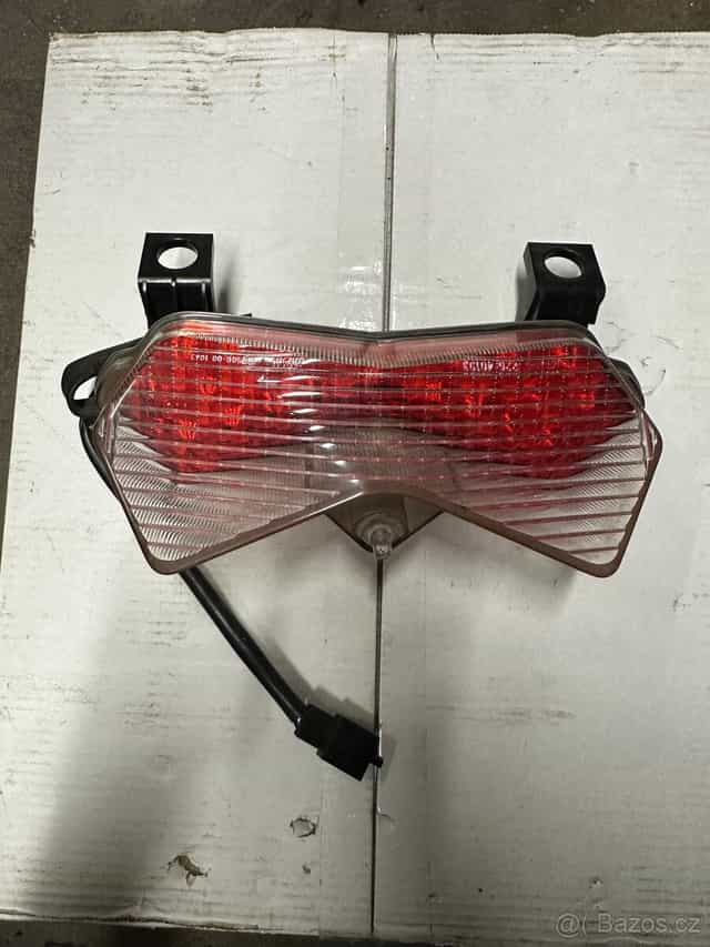 Kawasaki z 750 zadní svetlo