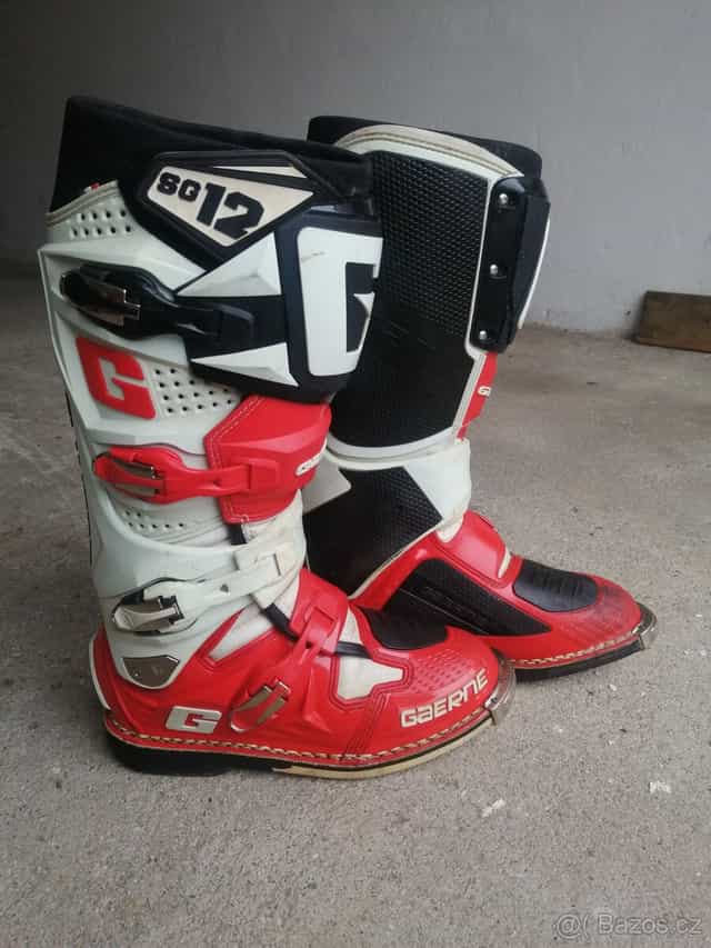 Prodam motocrosove boty gaerne sg12
