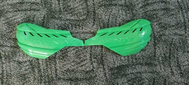 Zelené chrániče páček twenty