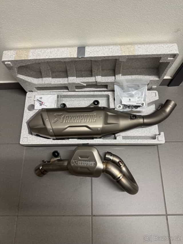 Akrapovič 250-350 2023-26 NOVÝ