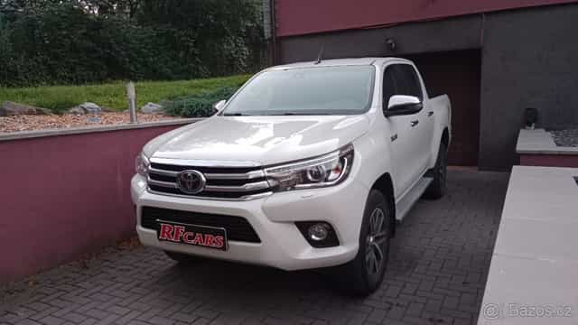 Toyota Hilux 2.4D-4D 110kW, AUTOMAT, 4x4, KOUPENO NOVÉ ČR