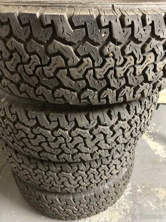 4x Offroad pneu 235 65 R17