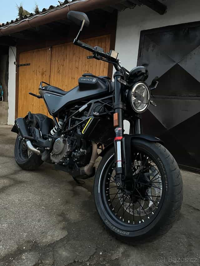 Husqvarna svartpilen 125