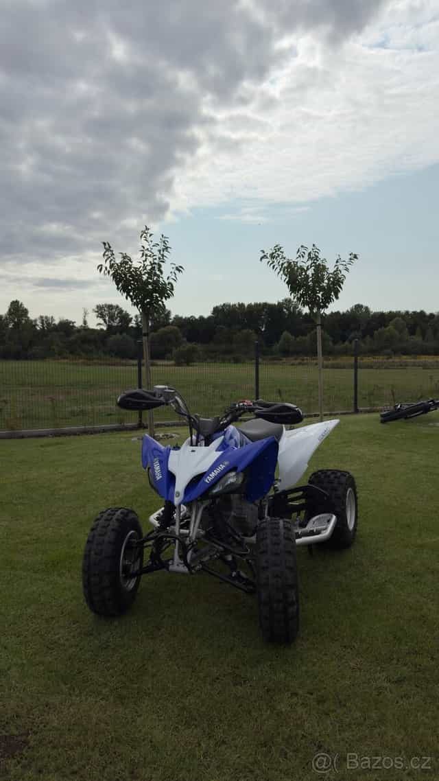 Čtyřkolka Yamaha YFM250