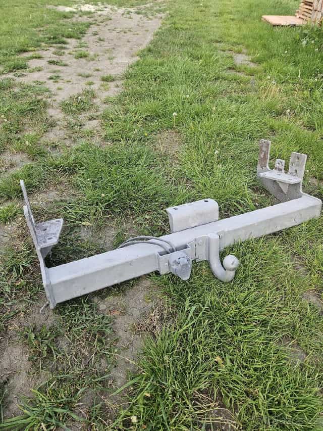 Tažné zařízení Toyota Land Cruiser 7