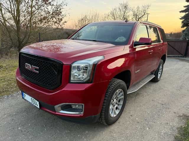 GMC Yukon SLT 5.3i V8 4x4,7 Míst 2015,TOP