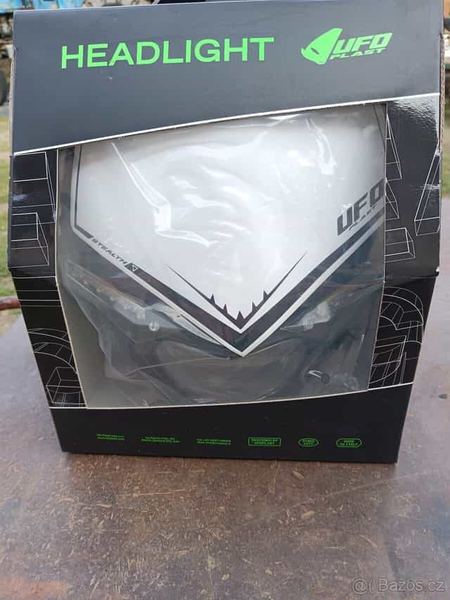 Přední maska se světlem