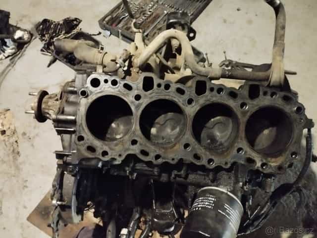 Kompletní blok motoru  na LC 90/95 , 1kz-te