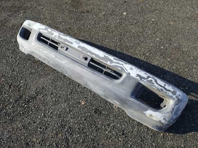 Toyota HDJ100 přední nárazník