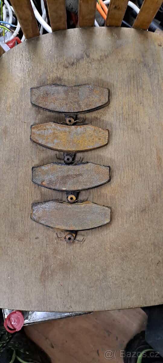 Škoda favorit, felicia ford sierra, brzdové destičky