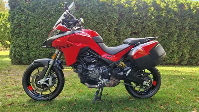 Ducati Multistrada V2s (7/2022) za 277.000,- Kč
