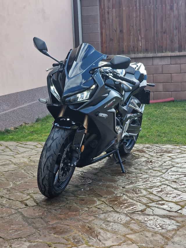HONDA CBR650R (A2/A)