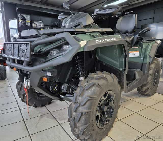 CAN-AM Outlander Max XU+