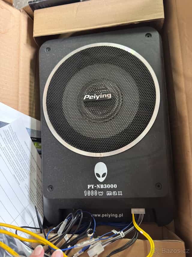 Subwoofer nepoužitý , dle fotky.