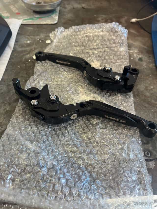 Páčky cbr650