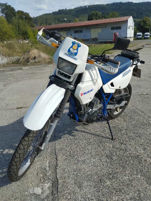 Suzuki DR 650RE