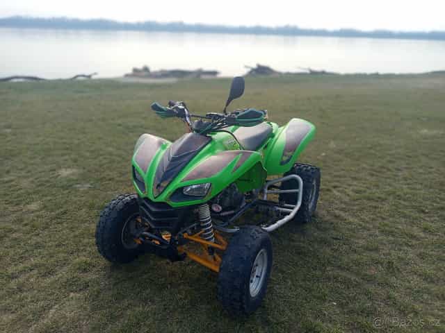 Kawasaki KFX 700 V-force