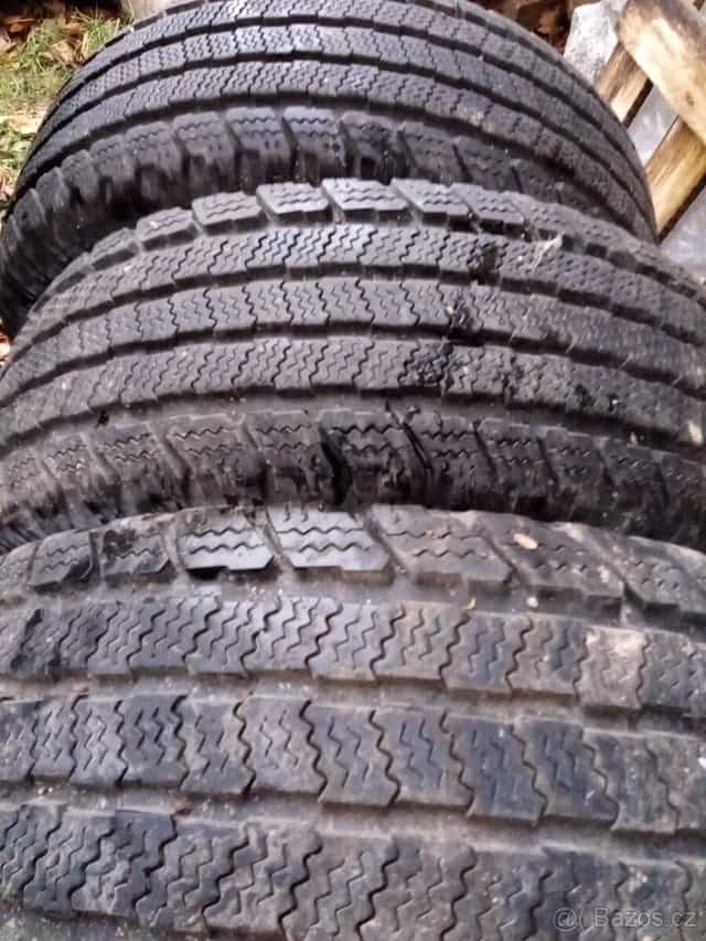 zimní pneu 225/65/16