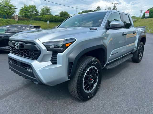 Toyota Tacoma TRD Off-Road Hybrid 2024, 2.4L Turbo, automat