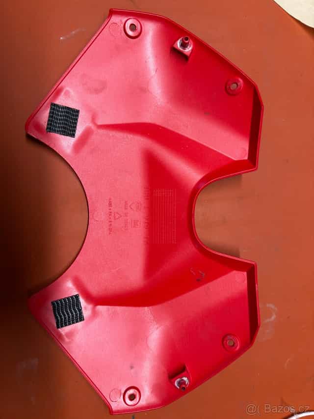 Ducati Panigale v4 kryt nádrže