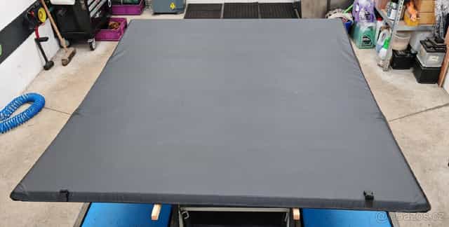 Ram 1500 Longbed 6,4ftp skládací kryt