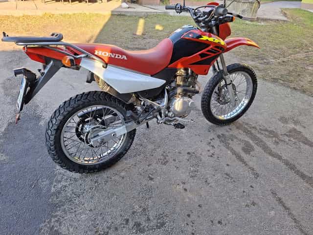 Prodám Honda xr 125 L r.v 2005 najeto 41163 km
