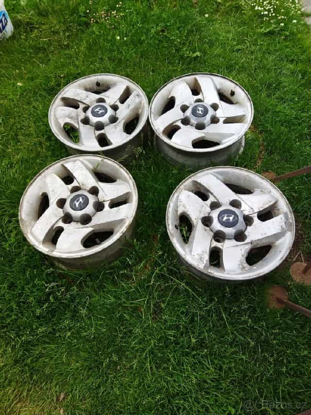 ALU kola 6x139,5 R16 3.000kč/sada